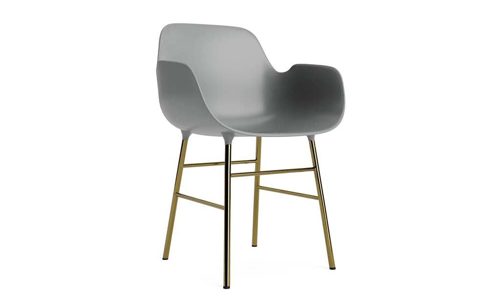 Normann Copenhagen - Form eetkamerstoel met arm messing (set van 2)