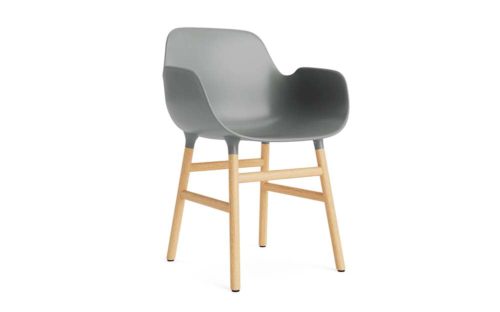 Normann Copenhagen - Form eetkamerstoel met arm eiken (set van 2)