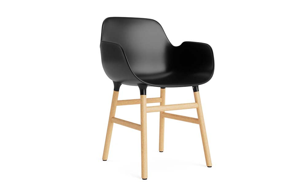 Normann Copenhagen - Form eetkamerstoel met arm eiken (set van 2)