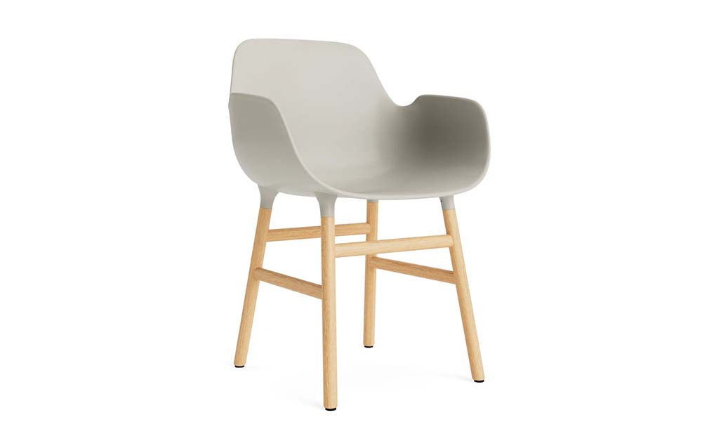 Normann Copenhagen - Form eetkamerstoel met arm eiken (set van 2)