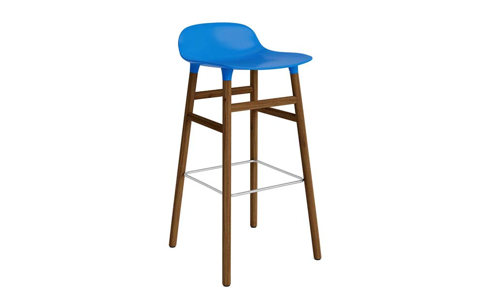 Normann Copenhagen - Form barkruk 75 cm walnoot (set van 2)
