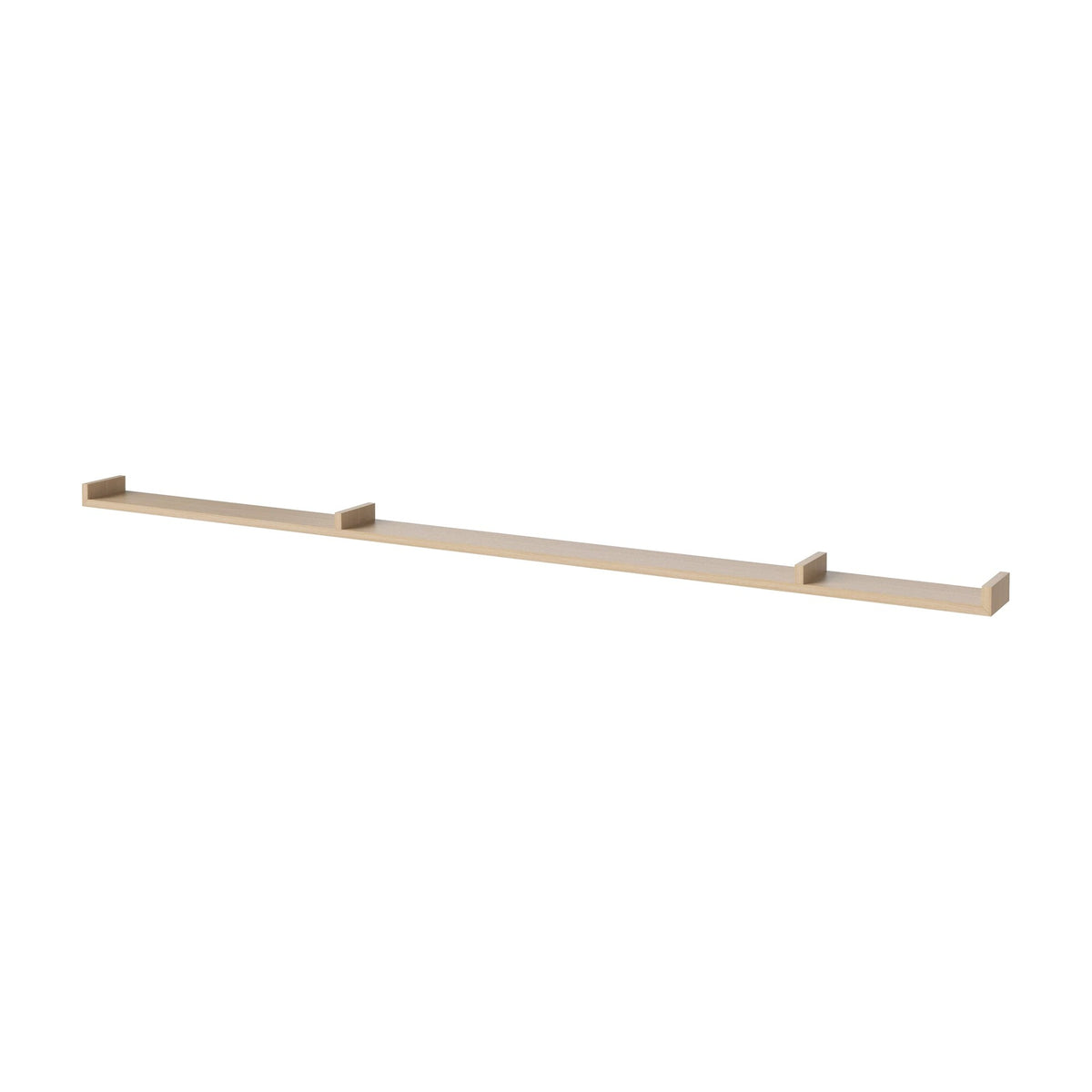 Bolia Display wandplank 234 cm wit gepigmenteerd geolied eiken, asymmetrisch rechts schuin aanzicht, 04-008-10_15934776