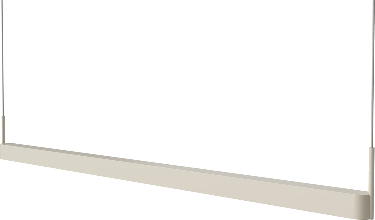 Bolia Scribe hanglamp 170 cm matcrème gelakt ijzer schuin aanzicht, 20-139-03_00004