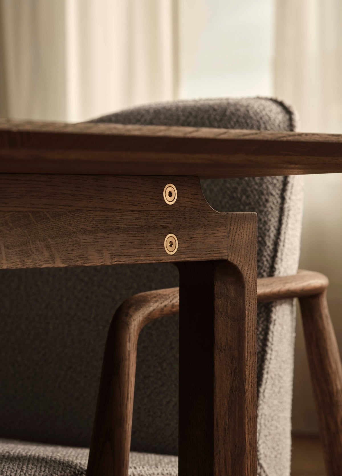 Bolia Kuma eettafel in eetkamer, sfeerfoto 3