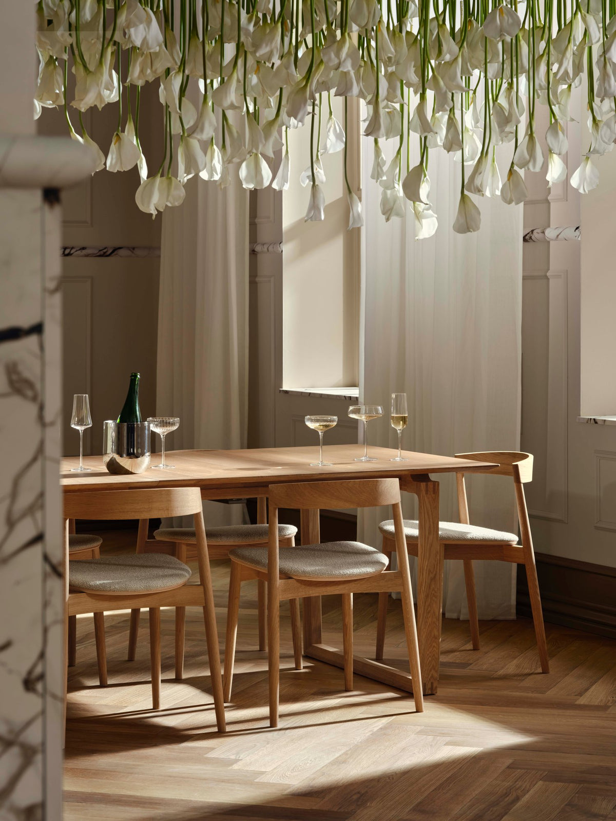 Bolia Kuma eettafel in eetkamer, sfeerfoto 6