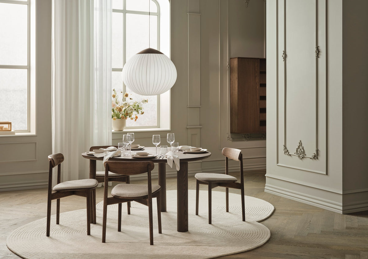 Bolia Latch eettafel in eetkamer, sfeerfoto 1