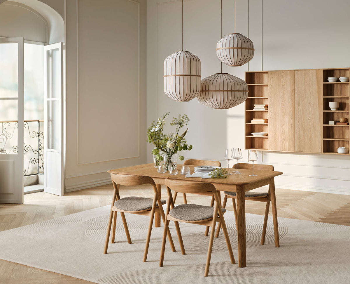 Bolia Palo uitschuifbare eettafel in eetkamer, sfeerfoto 3
