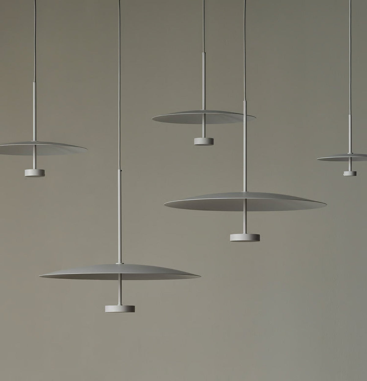 Bolia Reflection hanglamp in interieur, sfeerfoto 2