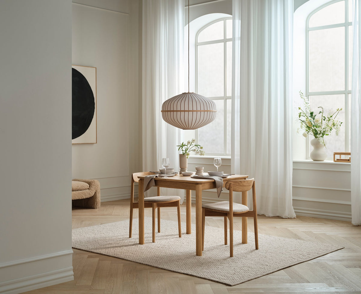 Bolia Ronya vierkante uitschuifbare eettafel in eetkamer, sfeerfoto 1
