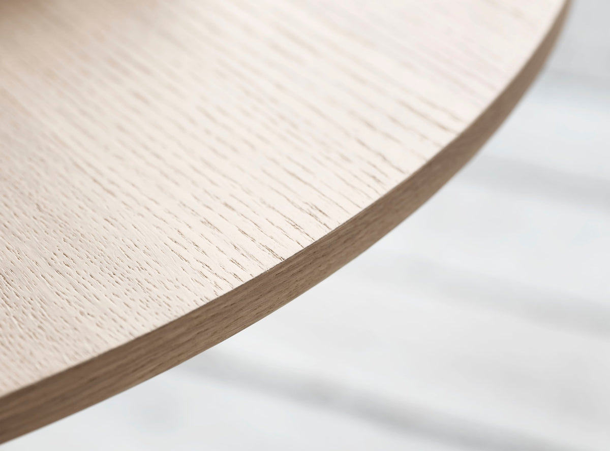 Bolia Turned eettafel in interieur, sfeerfoto 5