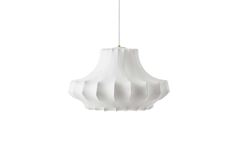 Witte brandvertragende hars hanglamp met stalen frame.