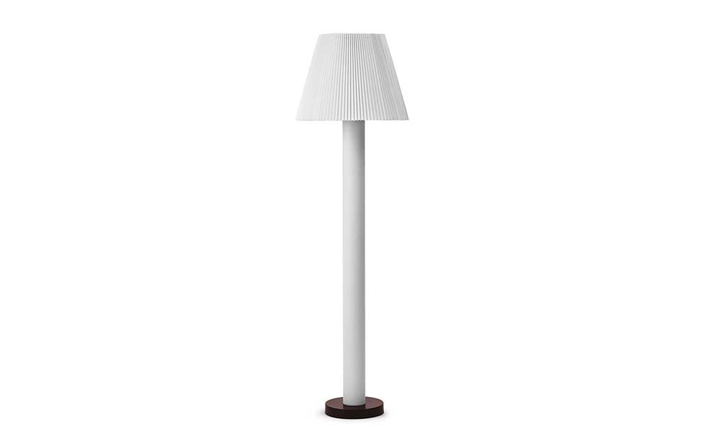 Moderne witte staande lamp met PVC kap en aluminium stalen voet.